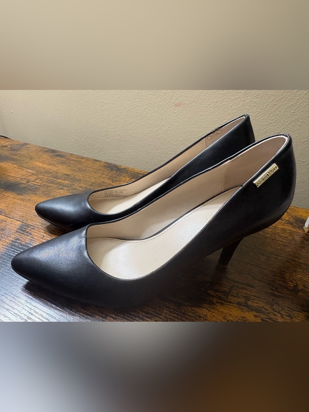 Calvin Klein Black Pointed-Toe Leather Pumps